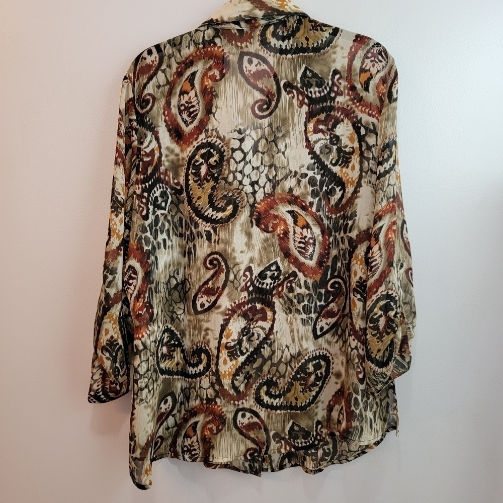 Chicos Printed Sheer Blouse Size 2 - Picture 2 of 5